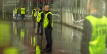 5 minuti faCon un gilet catarifrangente si può entrare quasi ovunqueOnline esistono da anni video che lo sostengono, e ora sappiamo che vale anche per il Louvre