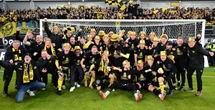 1 minuto faLa storia di calcio più sorprendente dell’annoIl Mjallby ha vinto il campionato svedese giocando le partite di casa nel piccolo stadio di un paesino, e con un capo osservatore che fa anche il postino