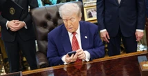 Donald Trump contro Apple, di nuovoÈ tornato a parlare di dazi sugli smartphone importati ma produrre iPhone negli Stati Uniti, come vorrebbe il presidente, è irrealistico