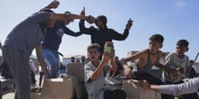 Almeno 21 palestinesi sono stati uccisi in un attacco israeliano vicino a un centro di distribuzione di cibo e medicine a Rafah
