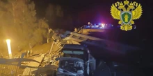 Nella regione russa di Bryanks il crollo di un ponte ha causato il deragliamento di un treno: sono morte almeno 7 persone