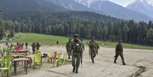 4 minuti faIl governo indiano ha detto che sono state uccise tre persone ritenute responsabili dell’attentato dello scorso aprile in Kashmir
