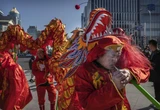 pochi secondi faIn Cina si fuma tantissimoPiù di un terzo di tutte le sigarette al mondo, e il consumo continua ad aumentare, per ragioni culturali ma soprattutto economiche
