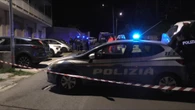 2 minuti faA Catanzaro una donna si è lanciata dal terzo piano insieme ai tre figli: lei e due figli sono morti