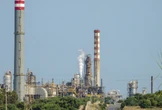 pochi secondi faLa raffineria di Priolo, la più grande in Italia, è stata comprata dalla società italiana Ludoil