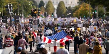 pochi secondi faNegli Stati Uniti protestano contro TrumpCome a giugno, migliaia di persone manifestano con lo slogan anti-autoritario “No Kings” 