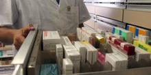Ora in Emilia-Romagna si paga un contributo anche sui farmaci essenzialiChi presenta la “ricetta rossa” potrebbe comunque dover pagare un ticket, per effetto di una riforma approvata dalla giunta di centrosinistra