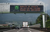 4 minuti faÈ previsto un weekend di caos per il traffico nel Nord-EstSabato ci sarà una manifestazione sull'autostrada del Brennero, in Austria, che avrà ripercussioni anche in Italia