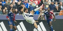 3 minuti faLa MLS vuole diventare più europeaDal 2027 il campionato nordamericano di calcio si giocherà negli stessi mesi dei campionati europei, per questioni di visibilità e calciomercato