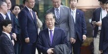 Si è dimesso il primo ministro della Corea del SudHan Duck-soo è anche presidente ad interim del paese, e molto probabilmente lo ha deciso per candidarsi alle presidenziali di giugno