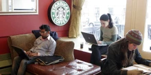 Starbucks vuole tornare alle originiLa grande catena di caffetterie è da qualche tempo in difficoltà e non ha più la clientela affezionata di un tempo, il suo nuovo capo diceva di avere un piano