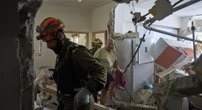 I danni dei bombardamenti iraniani in IsraeleMolti, seppure minori di quelli causati da Israele in Iran: oltre 5mila persone sfollate, 800 feriti, 24 morti e la costante ricerca di un rifugio antiaereo