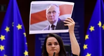 1 minuto faNon si sa dove sia uno dei più importanti dissidenti bielorussiA metà settembre Mikalai Statkevich è rimasto fermo per ore sul confine tra Lituania e Bielorussia, poi è stato portato via da uomini in uniforme
