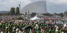 pochi secondi faCome ha fatto Roma a gestire un milione di persone per il giubileo dei giovaniPer organizzare l'evento più partecipato del Giubileo ci sono voluti due anni, con mezzi, personale e strutture eccezionali 