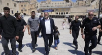 3 minuti faItamar Ben-Gvir sulla Spianata delle Moschee, di nuovoIl ministro più estremista del governo di Netanyahu ha violato una radicata consuetudine nel luogo sacro per musulmani ed ebrei a Gerusalemme