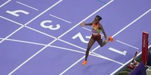 Faith Kipyegon prova a diventare la prima donna a correre un miglio in meno di 4 minutiIl tentativo di record, organizzato da Nike, sarà utile anche per migliorare il modo in cui si allenano le atlete