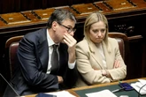 1 minuto faIl governo sta di nuovo pensando di ridurre le accise sui carburantiTre settimane dopo che aveva deciso di non rinnovare lo sconto, perché i prezzi di benzina e gasolio sono aumentati ancora