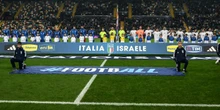 4 minuti faPerché Israele non è stato escluso dal calcio internazionaleSi era parlato di un voto imminente nella UEFA, ma non se n'è fatto nulla: intanto la nazionale giocherà contro l'Italia martedì sera, tra le proteste