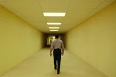 pochi secondi fa“Backrooms” sta avendo un successo inaspettatoIl film nato da un’immagine virale su Internet sta attirando al cinema molti giovani, con incassi straordinari e un'accoglienza così e così