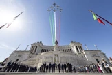 pochi secondi faCos’è la Festa della RepubblicaCelebra il referendum che abolì la monarchia e fece nascere la Repubblica italiana, esattamente 80 anni fa
