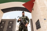 10 minuti faL’Emirato di Hebron e altri piani israeliani per spezzettare la CisgiordaniaUn progetto fallito spiega come il governo di Netanyahu sta provando a distruggere la soluzione a due stati