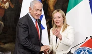 Perché Giorgia Meloni non riesce a schierarsi in modo chiaro su GazaNon sa se assecondare la sua storia politica o i consensi, ma ora l'ambiguità non basta più