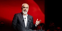 Edi Rama ci riprovaIl primo ministro albanese è in carica dal 2013: alle elezioni di oggi cerca il suo quarto mandato consecutivo