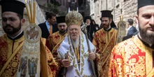 Quelli che fanno lo stesso lavoro del papaPatriarchi, Catholicos, Dalai Lama e grande Imam: i leader religiosi sono tutti diversi eppure un po’ si somigliano