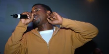 2 minuti faUn’altra canzone di Kanye WestUn brindisi alle buone canzoni, malgrado gli stronzi