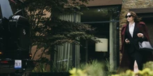 2 minuti faIl remake di Yorgos Lanthimos ed Emma StoneA Venezia il regista greco e la sua attrice preferita hanno portato la loro versione di un film coreano su una donna rapita da un complottista