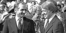 Quando l’Iran e gli Stati Uniti erano alleatiDal secondo dopoguerra, quando in Iran c'era la monarchia dello scià di Persia, e fino alla rivoluzione iraniana del 1979, che cambiò tutto