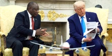 L’incontro tra Trump e Ramaphosa è stato tutt’altro che cordialeDoveva servire a migliorare i rapporti tra Stati Uniti e Sudafrica, ma alla fine ha avuto l'effetto opposto