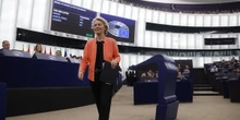 pochi secondi faGuida minima alla mozione di sfiducia contro von der LeyenSi vota oggi: come funziona, da dove arriva e perché ha una grande rilevanza politica, anche se quasi certamente non passerà