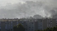pochi secondi faLe foto del grande incendio di MarsigliaÈ sotto controllo ma continua a bruciare: ha fatto molti danni soprattutto nella periferia nord ovest della città