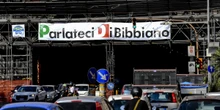 pochi secondi faQuasi tutti gli imputati per il “caso Bibbiano” sono stati assoltiSu quattordici solo tre sono stati condannati: la vicenda fu assai discussa e usata strumentalmente dalla politica