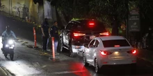 Gli oppositori venezuelani bloccati nell’ambasciata argentina a Caracas sono stati liberatiErano rifugiati lì da oltre un anno per sfuggire a un mandato di arresto voluto da Nicolás Maduro: ora sono arrivati negli Stati Uniti