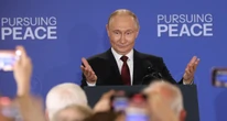 3 minuti faLa Russia vuole ancora tuttoDopo giorni di negoziati ha fatto capire che le sue posizioni massimaliste sull'Ucraina non sono cambiate, e che non è interessata a una pace rapida
