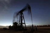 5 minuti faUn’altra ragione per cui i prezzi del petrolio non si abbasseranno prestoMolti paesi vorranno aumentare le riserve strategiche per proteggersi da crisi future: la domanda rimarrà alta, e così i prezzi