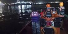 3 minuti faUn traghetto con più di 60 persone è affondato a BaliCi sono 4 morti e decine di dispersi: le ricerche sono ancora in corso