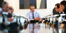 Il partito del primo ministro greco è invischiato in un nuovo scandaloNuova Democrazia sarebbe stata finanziata illecitamente da una grossa società di comunicazione, dicono diverse inchieste giornalistiche