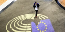 Un’inchiesta per presunta corruzione da parte di Huawei ha portato al sequestro di due uffici del Parlamento Europeo