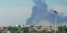 2 minuti faUn distributore di benzina è esploso a Roma nel quartiere Prenestino: ci sono feritiÈ successo in via dei Gordiani 32, c'è un grosso incendio
