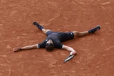 1 minuto faAlexander Zverev ce l’ha fatta, infineCon la vittoria del Roland Garros non sarà più considerato «il più forte tennista di sempre a non aver vinto uno Slam»