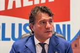 2 minuti faL’accusa di violenza sessuale a un senatore di Forza ItaliaUna commerciante di vini ha raccontato di essere stata aggredita da Francesco Silvestro, lui ha negato e sminuito l'aspetto fisico di lei