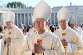 Luis Antonio Tagle potrebbe essere il più simile a papa FrancescoIl cardinale filippino lo ricorda per idee, approcci e distanza dall'Occidente, ma al conclave potrebbero contare altre cose