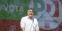 4 minuti faUn gruppo di attivisti a sostegno della Palestina ha impedito lo svolgimento di un incontro a cui partecipava l’ex parlamentare PD Emanuele Fiano
