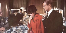 1 minuto faBreve storia del panno casentinoLa lana arricciata e calda famosa per “Colazione da Tiffany” viene prodotta solo da un'azienda in provincia di Arezzo, che ora sta chiudendo