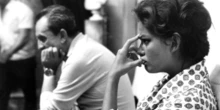 4 minuti faIl grande 1963 di Claudia CardinaleFu tra le altre cose l'anno di “Il Gattopardo” e “Otto e mezzo”, che girò contemporaneamente