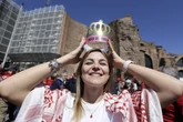 pochi secondi faLe foto della grande manifestazione «No Kings» a RomaAvvenuta in contemporanea a diverse altre nel mondo, con una partecipazione sopra le attese per protestare contro Donald Trump, Giorgia Meloni e l'aumento delle spese militari