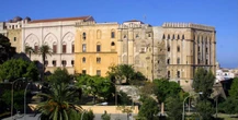 pochi secondi faIl governo italiano ha impugnato la legge della Sicilia sull’obbligo per gli ospedali pubblici di assumere medici non obiettori di coscienza